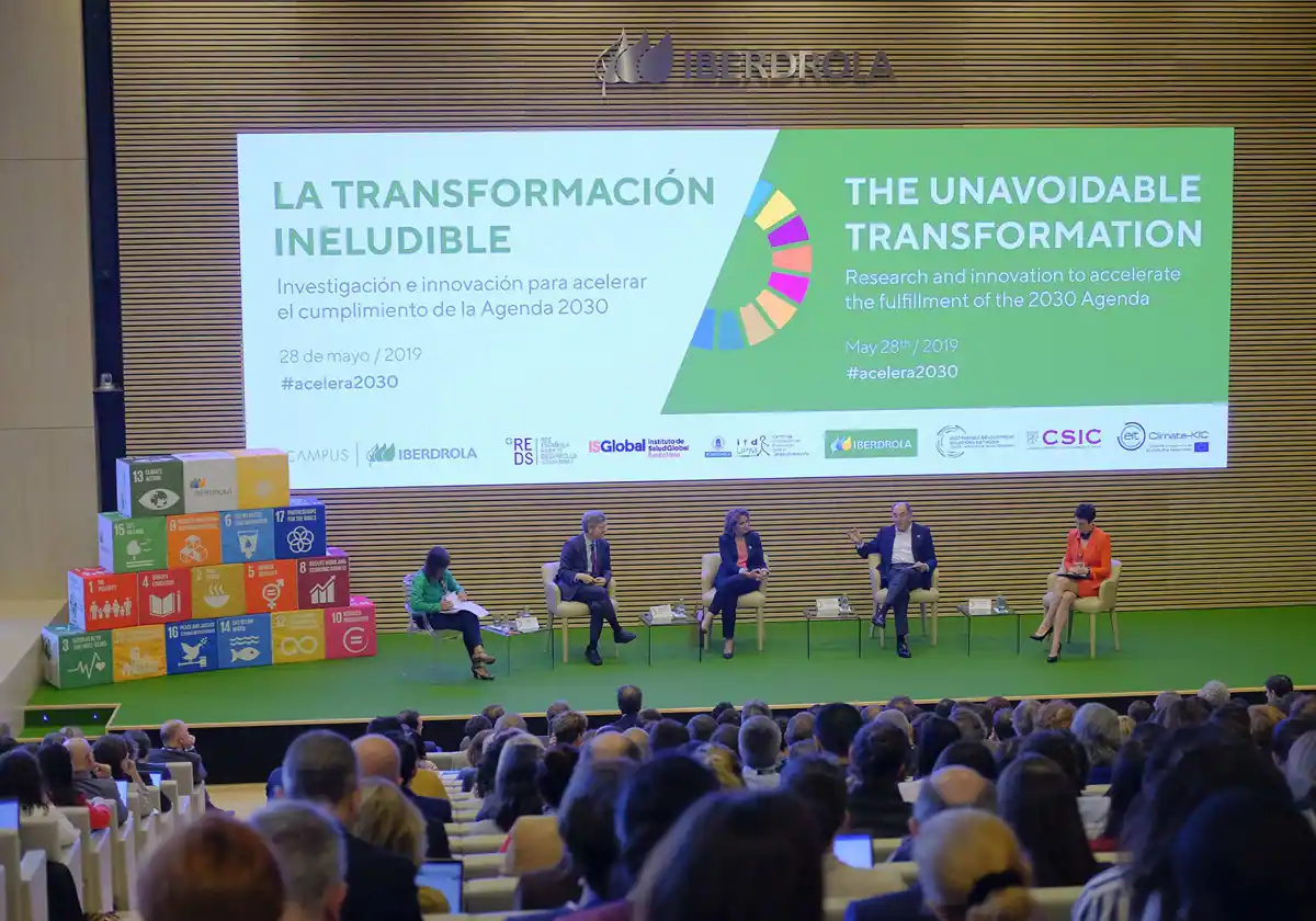 Jeffrey Sachs, Teresa Ribera, Ignacio Galán y Kirsten Dunlop, en la jornada “La Transformación Ineludible”